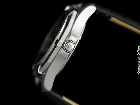 TAG Heuer Aquaracer Ref. WAF1113 Professional 300M Diver’s Watch - Stainless Steel