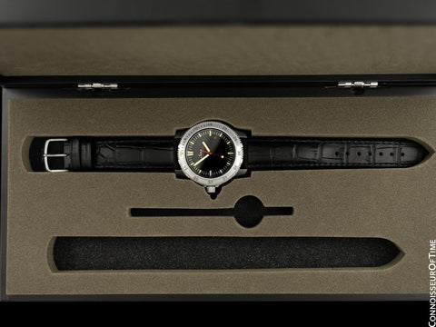 Sinn UX EZM2 Hydro Mens Deep Diver Special Forces Stainless Steel Watch - Box & Papers