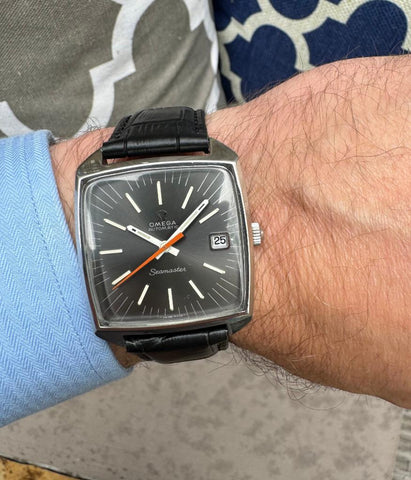 1970's Omega Seamaster Compressor Mens Vintage Watch with Cal. 565 and Racing Dial - Stainless Steel