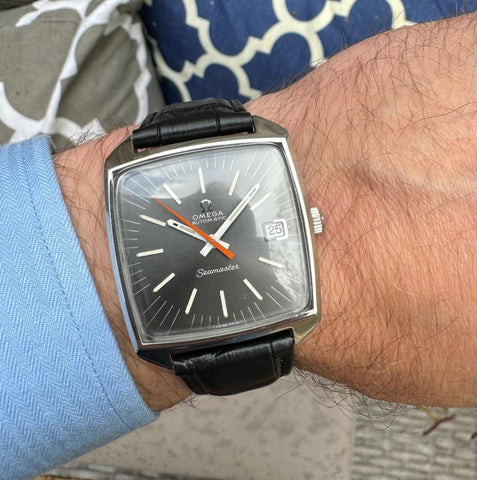 1970's Omega Seamaster Compressor Mens Vintage Watch with Cal. 565 and Racing Dial - Stainless Steel
