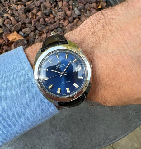 1969 Omega Geneve Vintage Mens Large 37mm Cal. 565 Watch with Blue Dial - Stainless Steel