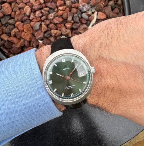 1969 Omega Seamaster Vintage Mens Handwound Watch with Camo Green Dial - Stainless Steel