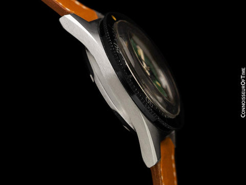 1970's Croton Vintage Mens Retro Chronomaster Sea Diver Aviator Watch - Rare Unworn New Old Stock with Sticker