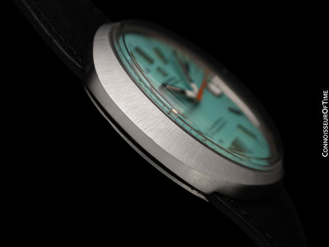 1968 Omega Dynamic Vintage Mens Cal. 565 Watch with Tiffany Blue Dial - Stainless Steel