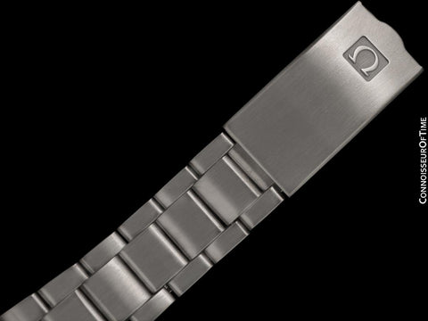 1969 Omega Dynamic Vintage Mens First Generation Cal. 565 Watch with Quick-Setting Date - Stainless Steel