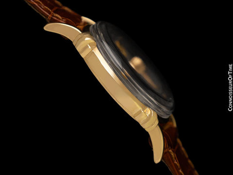 1947 Jaeger-LeCoultre Vintage Mens Midsize Watch, Beautiful Case - 14K Gold
