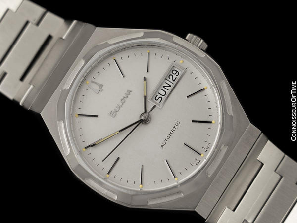 1982 Bulova "Vacheron & Constantin Overseas" Design Vintage Mens Ref. 12092 Full Size Sports Watch - Stainless Steel