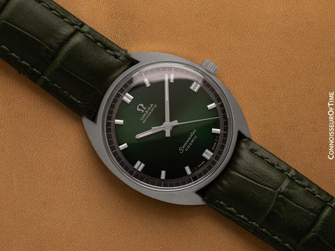 1968 Omega Vintage Mens Seamaster Cosmic Retro Cal. 552 Watch with Emerald Green & Black Dial - Stainless Steel