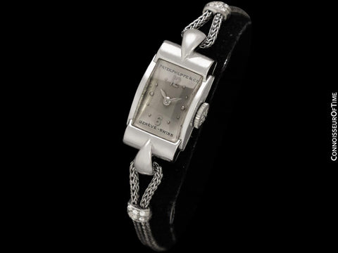 1940's Patek Philippe Vintage Ladies Ref. 1189 Watch - 18K White Gold & Diamonds