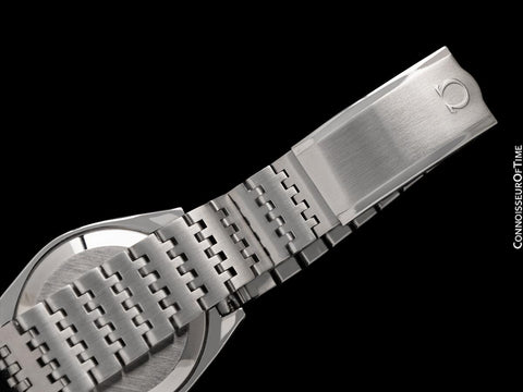 1978 Omega Seamaster Vintage Mens Bracelet Automatic Day Date Bordeaux Wine Watch - Stainless Steel