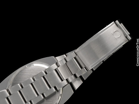 1977 Omega Geneve Vintage Mens Automatic Bracelet Smoked Sapphire Dial Watch - Stainless Steel
