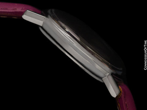 1961 Omega Seamaster Mens Vintage Cal. 562 Watch with Mulberry Amethyst Dial - Stainless Steel