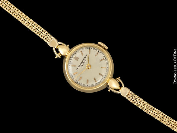 c. 1945 Patek Philippe Vintage Ladies Ref. 1111 Watch - 18K Gold