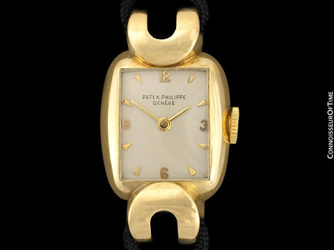 1950's Patek Philippe Vintage Ladies Ref. 2208 Watch - 18K Gold