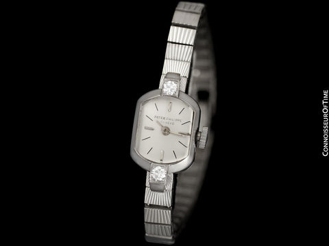 1950 Patek Philippe Vintage Ladies Ref. 3076 18K White Gold & Diamond Watch - Papers
