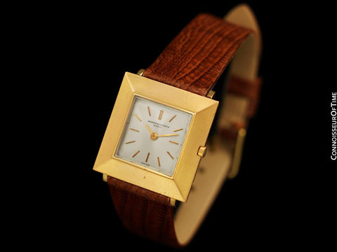 1960's Vacheron & Constantin Vintage "Extra-Flat" Modernist Mens Watch - 18K Rose Gold